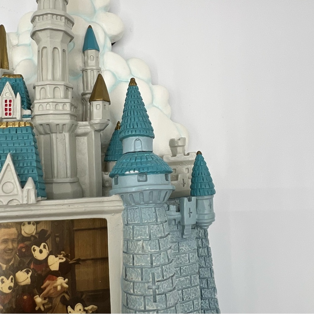 Walt Disney World Cinderella Castle Picture Frame - Picture 7 of 17